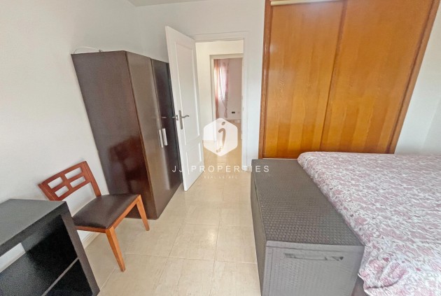 Aus zweiter Hand - Duplex -
San Miguel de Salinas - Las Filipinas