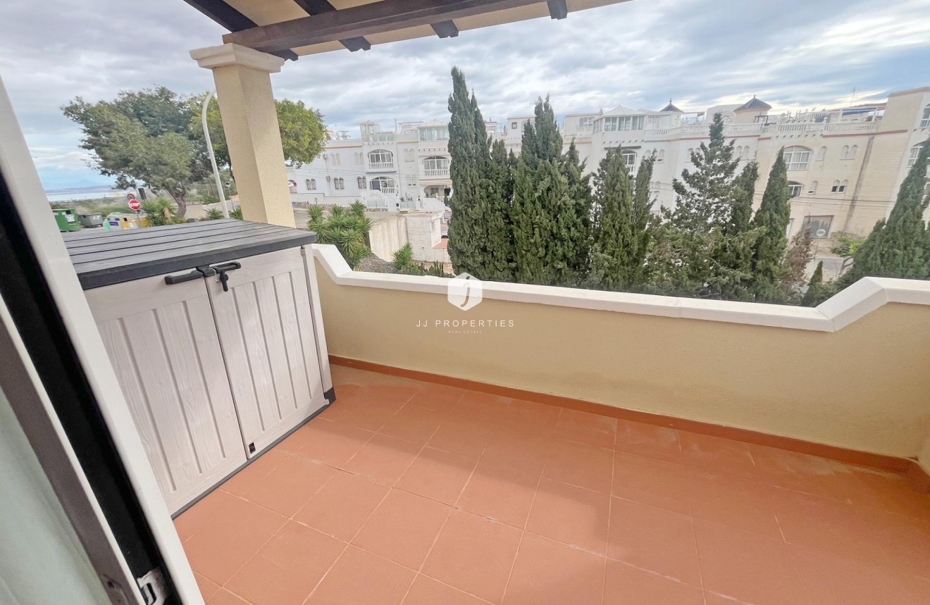 Aus zweiter Hand - Duplex -
San Miguel de Salinas - Las Filipinas