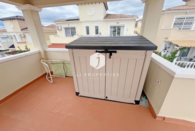 Aus zweiter Hand - Duplex -
San Miguel de Salinas - Las Filipinas