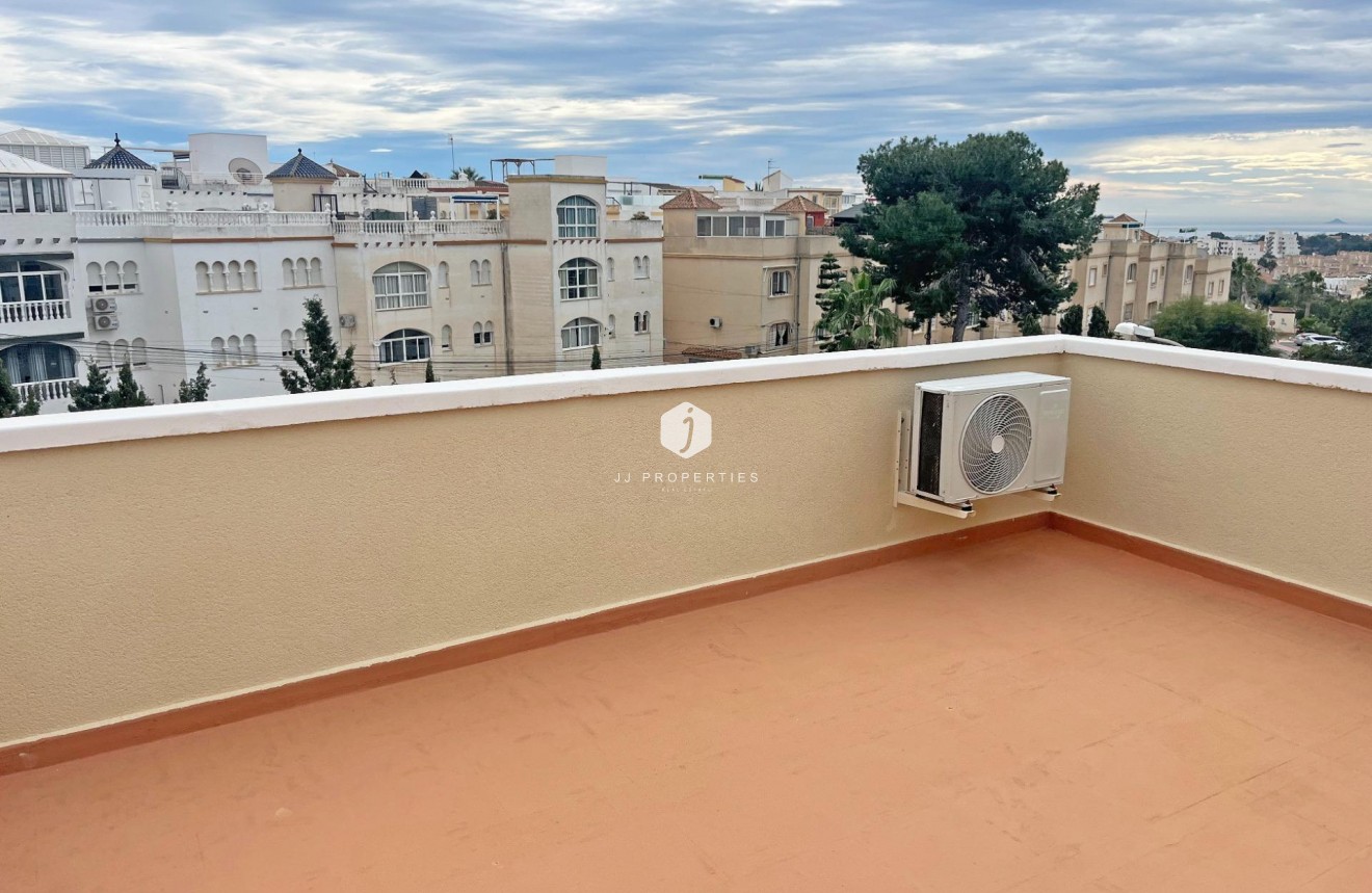 Aus zweiter Hand - Duplex -
San Miguel de Salinas - Las Filipinas