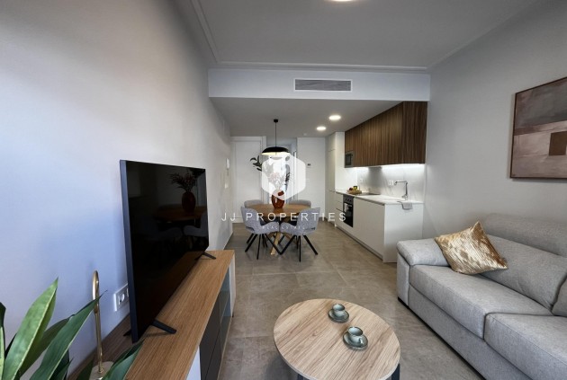 Z drugiej ręki - Mieszkanie w bloku -
Torrevieja - Playa del Cura