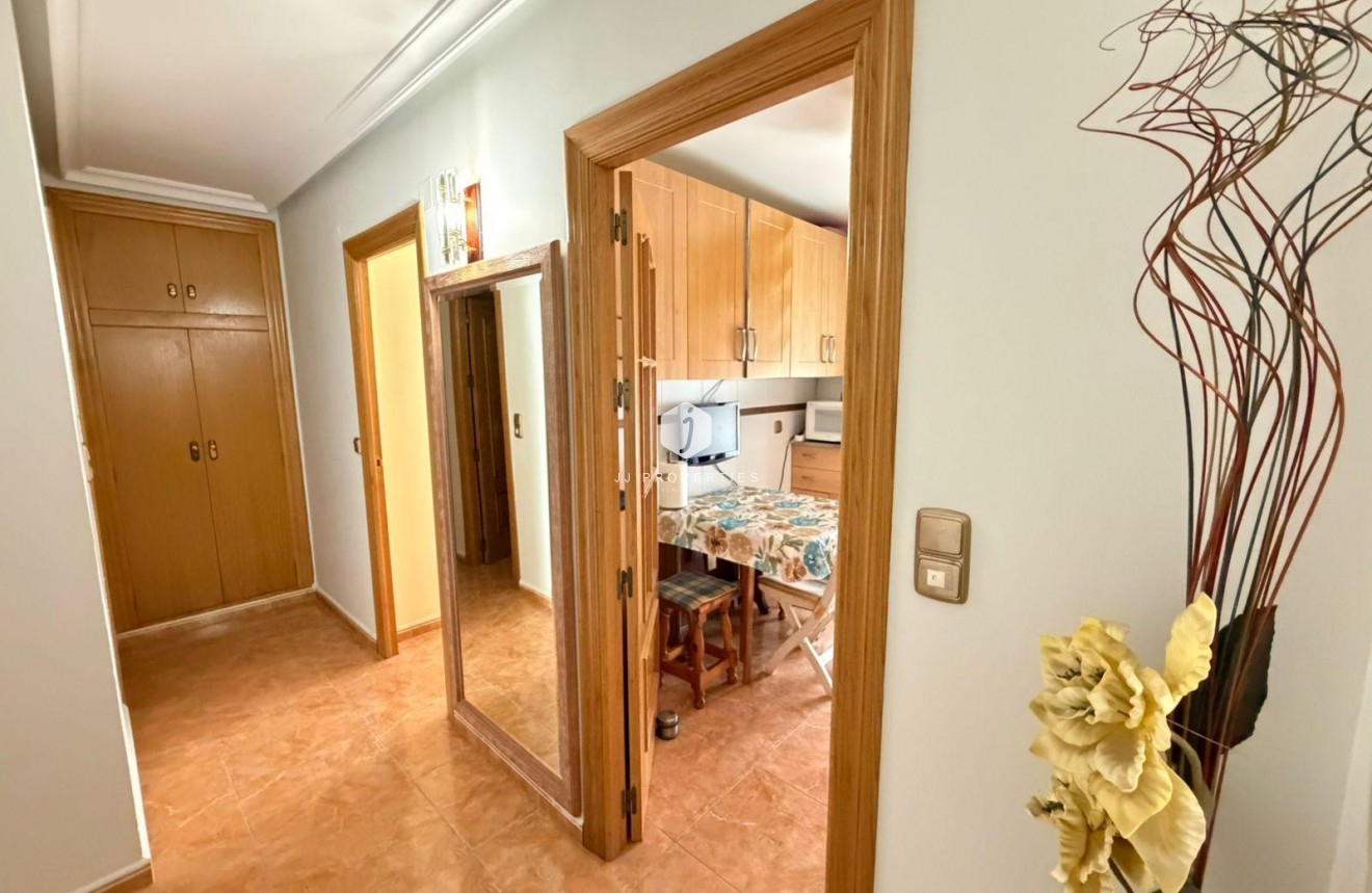 Aus zweiter Hand - Wohnung -
Torrevieja - Playa del Cura