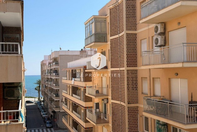 Aus zweiter Hand - Wohnung -
Torrevieja - Playa del Cura