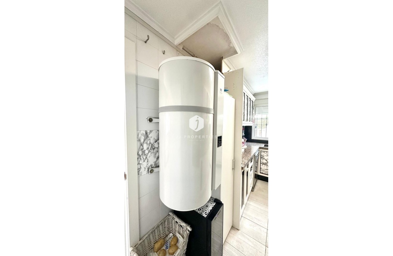 D'occasion - Villa -
Orihuela Costa - La Regia