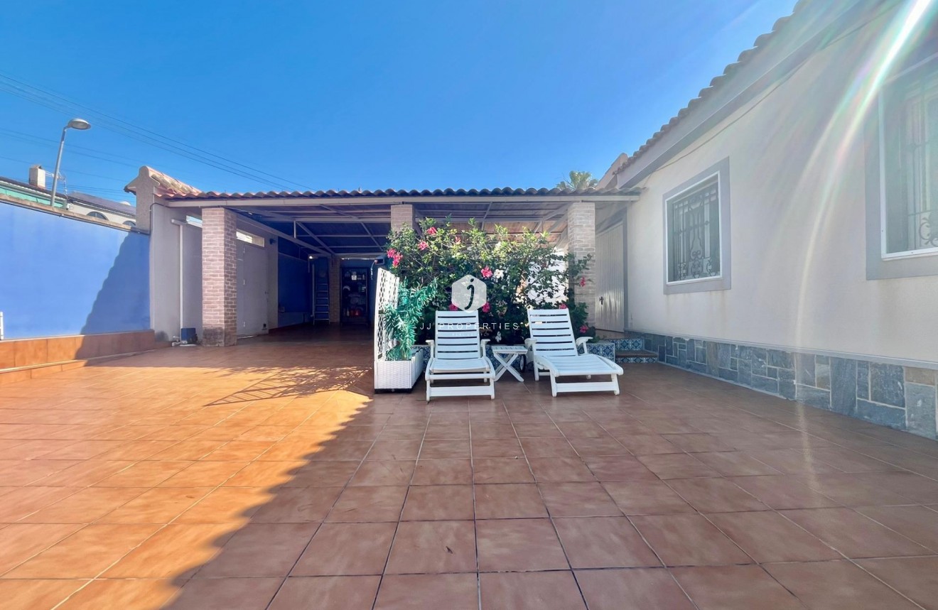 Tweedehands - Villa -
Torrevieja - Los Balcones - Los Altos del Edén