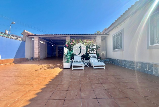 Tweedehands - Villa -
Torrevieja - Los Balcones - Los Altos del Edén