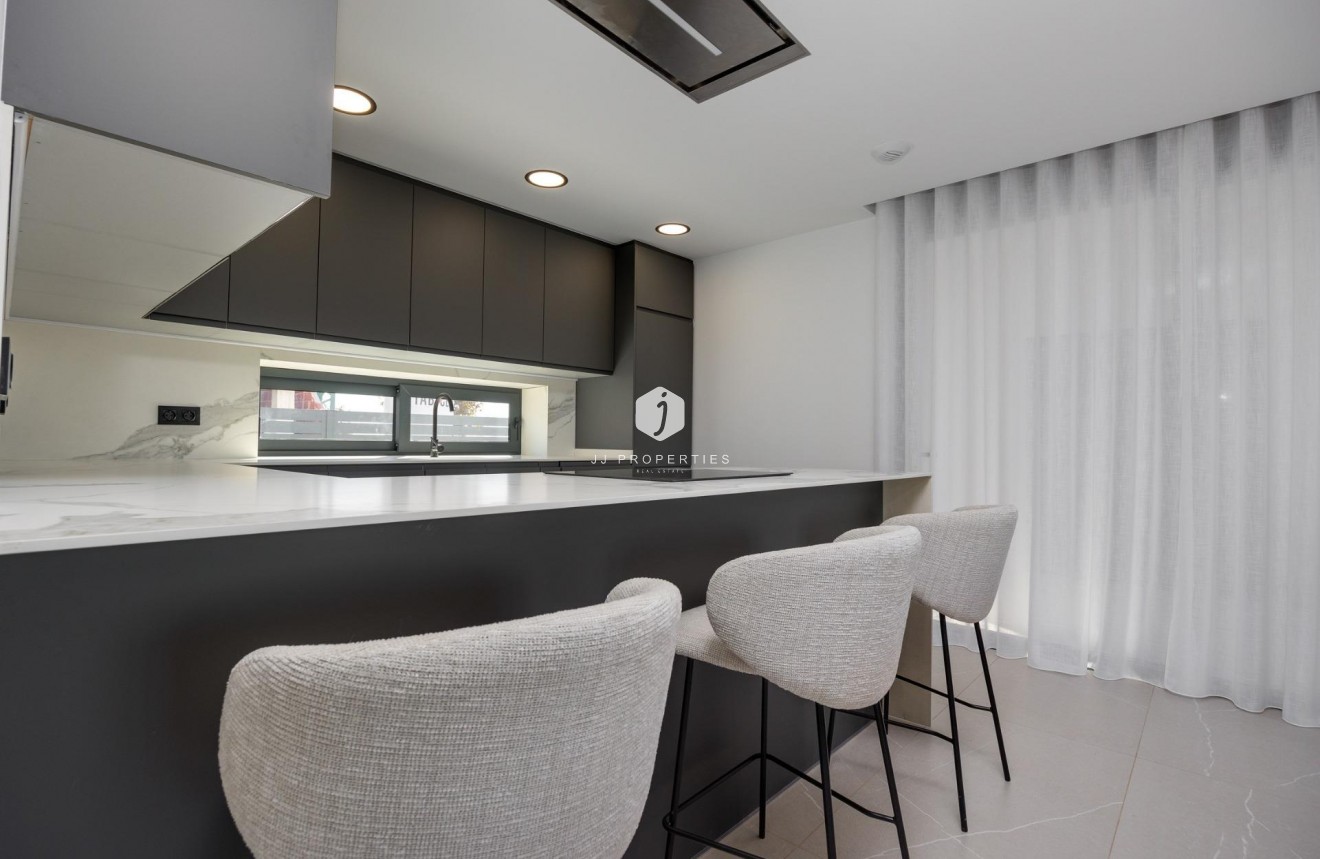 Obra nueva - Villa -
Torrevieja - Sector 25