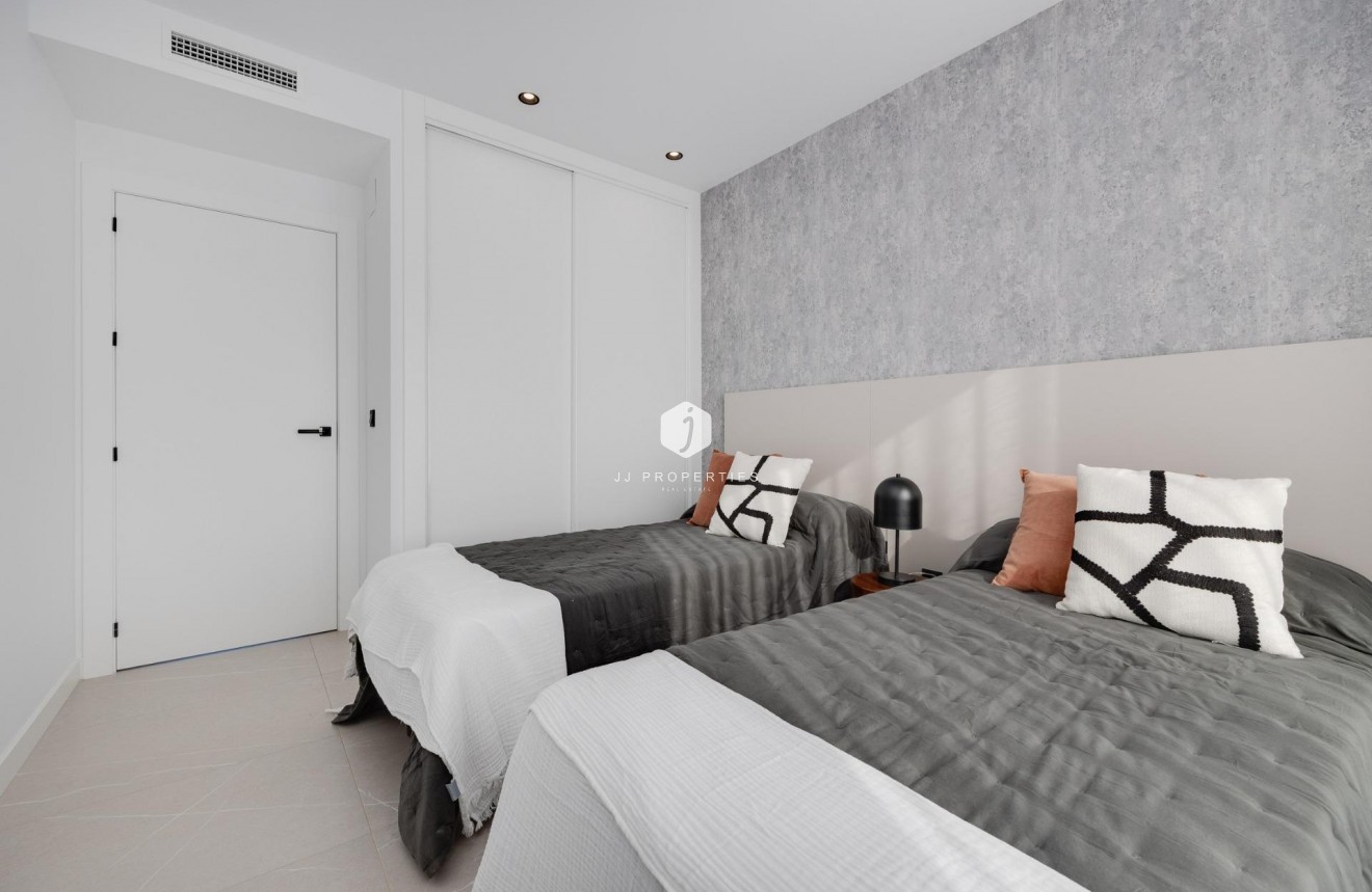 Obra nueva - Villa -
Torrevieja - Sector 25