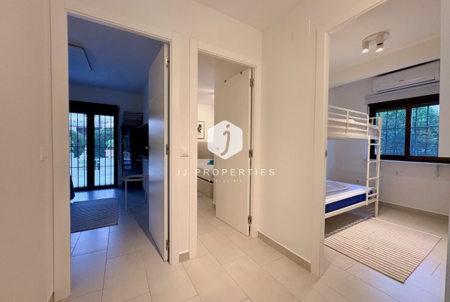 Z drugiej ręki - Szalet -
Orihuela Costa - Costa Blanca