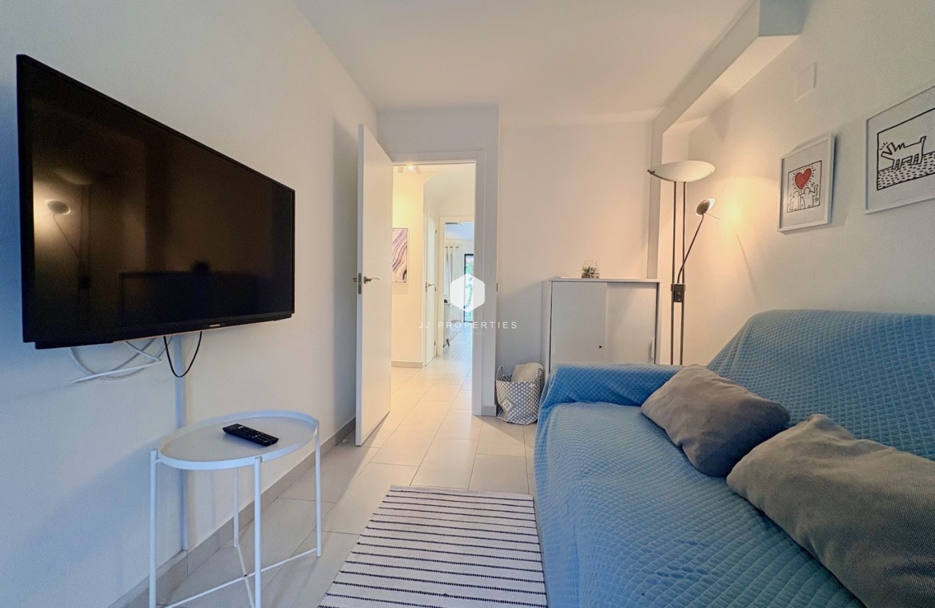 Z drugiej ręki - Szalet -
Orihuela Costa - Costa Blanca