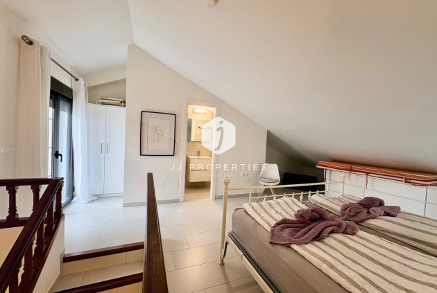 Z drugiej ręki - Szalet -
Orihuela Costa - Costa Blanca