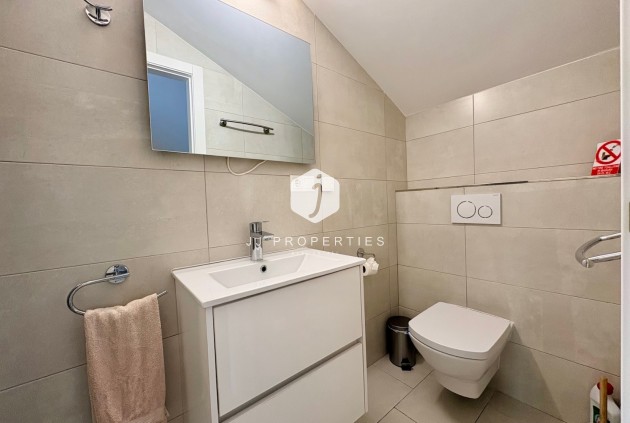 Z drugiej ręki - Szalet -
Orihuela Costa - Costa Blanca