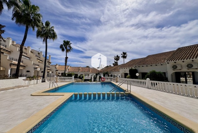 Z drugiej ręki - Szalet -
Orihuela Costa - Costa Blanca