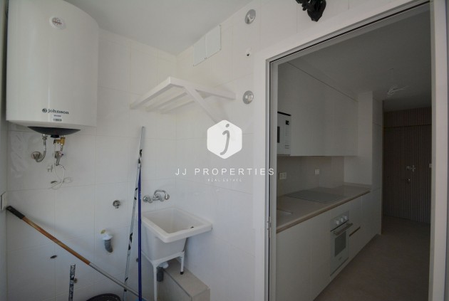 Z drugiej ręki - Mieszkanie w bloku -
Torrevieja - Costa Blanca