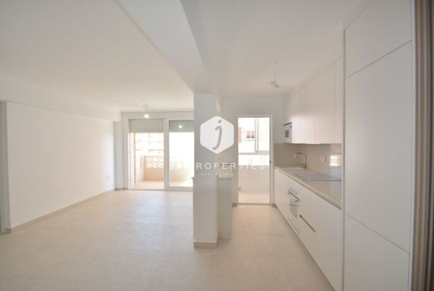 Z drugiej ręki - Mieszkanie w bloku -
Torrevieja - Costa Blanca