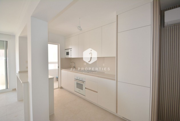 Z drugiej ręki - Mieszkanie w bloku -
Torrevieja - Costa Blanca