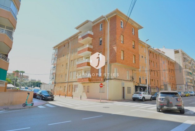 Z drugiej ręki - Mieszkanie w bloku -
Torrevieja - Costa Blanca