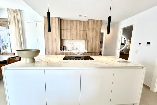 D'occasion - Villa -
San Miguel de Salinas - Inland