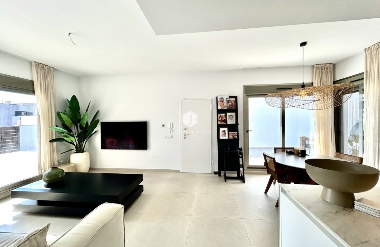 D'occasion - Villa -
San Miguel de Salinas - Inland