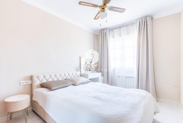 Segunda mano - Villa -
Torrevieja - Los Balcones - Los Altos del Edén