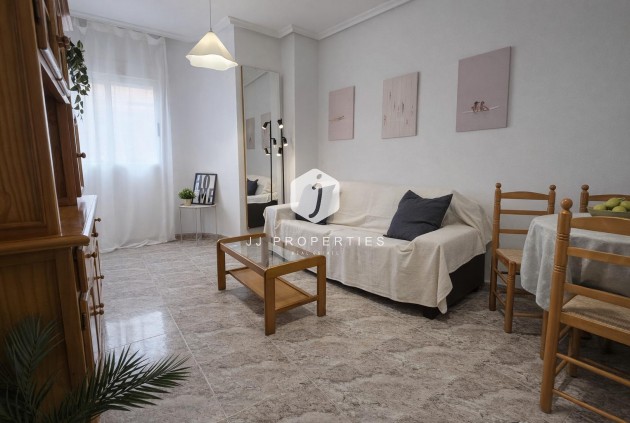 Aus zweiter Hand - Wohnung -
Torrevieja - Centro - Muelle Pesquero