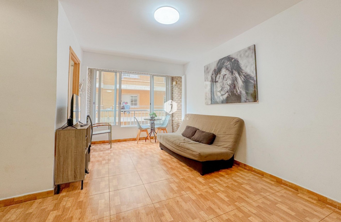 D'occasion - Appartement -
Torrevieja - La Mata Pueblo