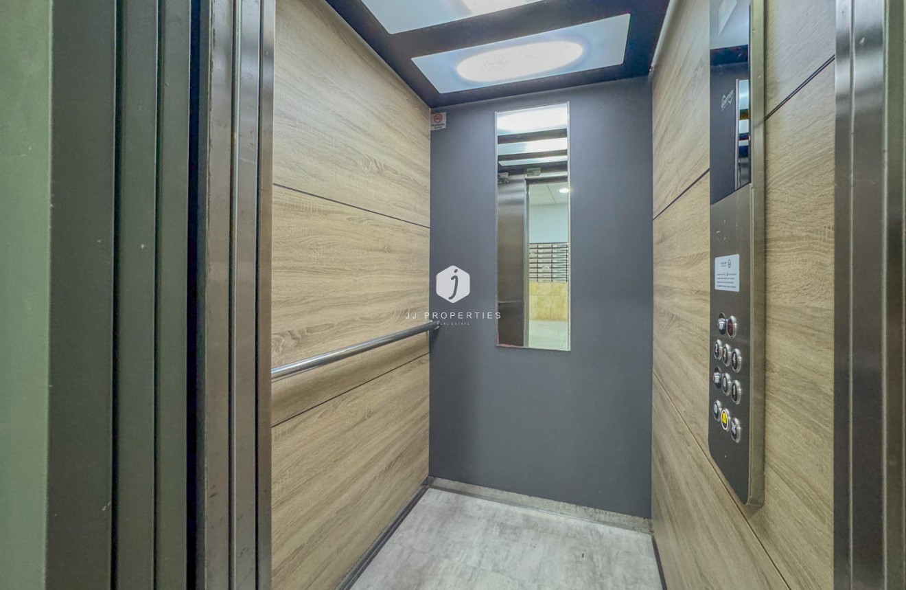 D'occasion - Appartement -
Torrevieja - La Mata Pueblo