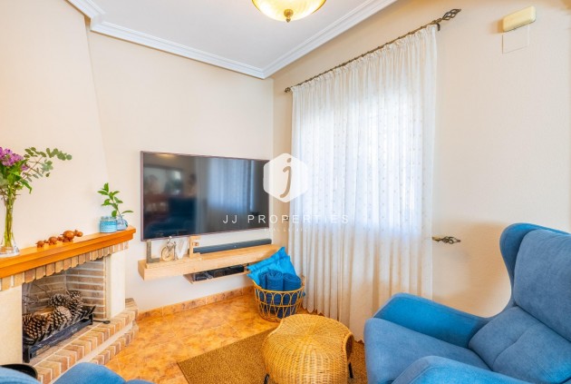 Aus zweiter Hand - Chalet -
Orihuela Costa - La Regia