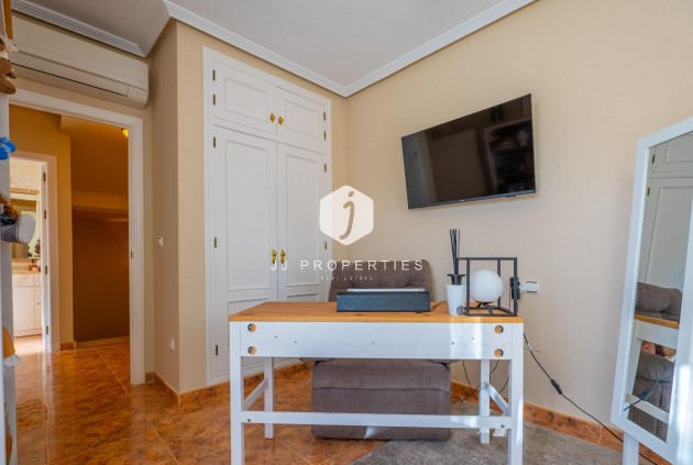 Aus zweiter Hand - Chalet -
Orihuela Costa - La Regia