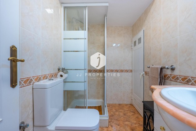 Aus zweiter Hand - Chalet -
Orihuela Costa - La Regia