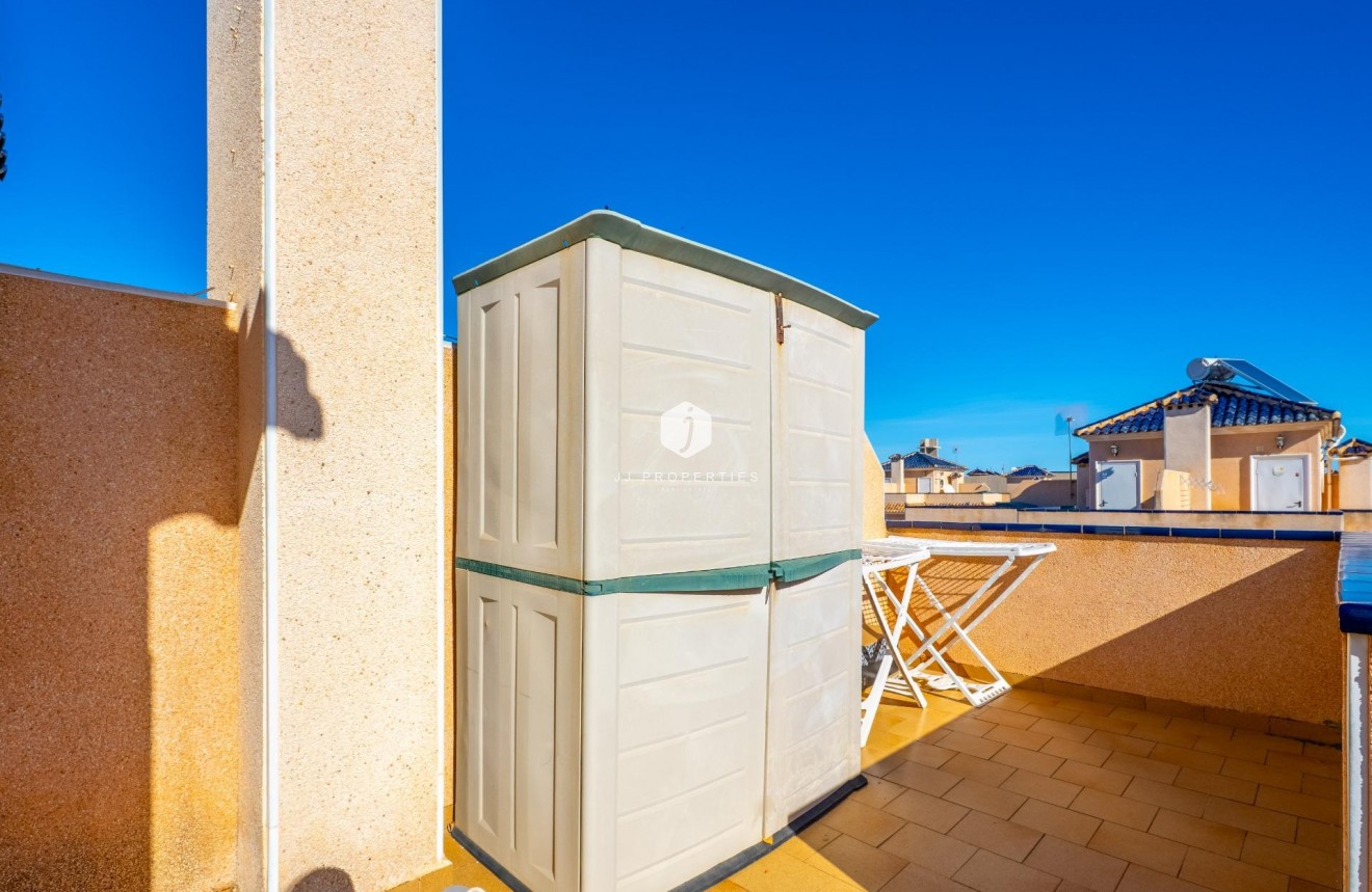 Aus zweiter Hand - Chalet -
Orihuela Costa - La Regia