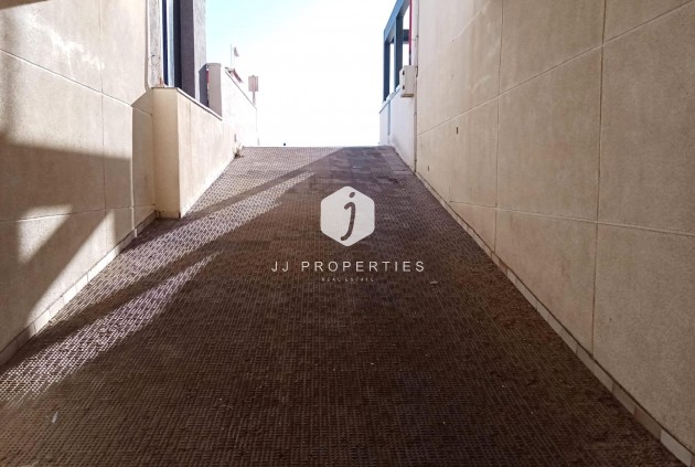 Z drugiej ręki - Daszek -
Torrevieja - Playa De La Mata