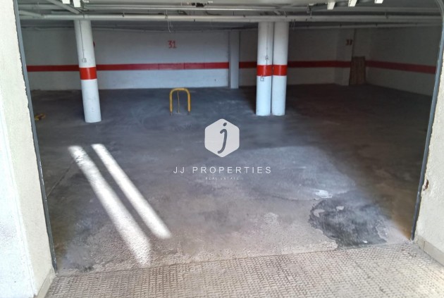 Z drugiej ręki - Daszek -
Torrevieja - Playa De La Mata