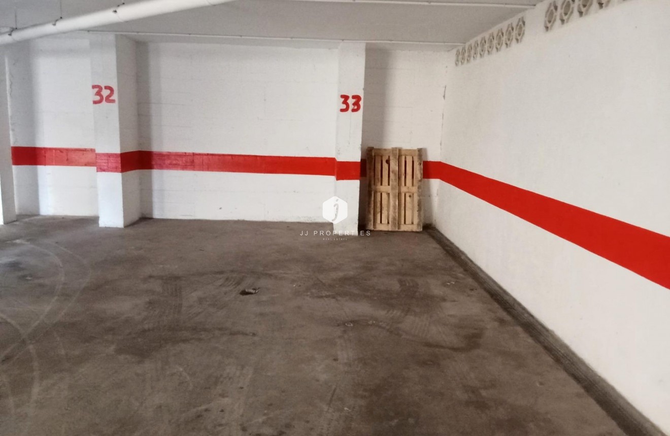 Z drugiej ręki - Daszek -
Torrevieja - Playa De La Mata