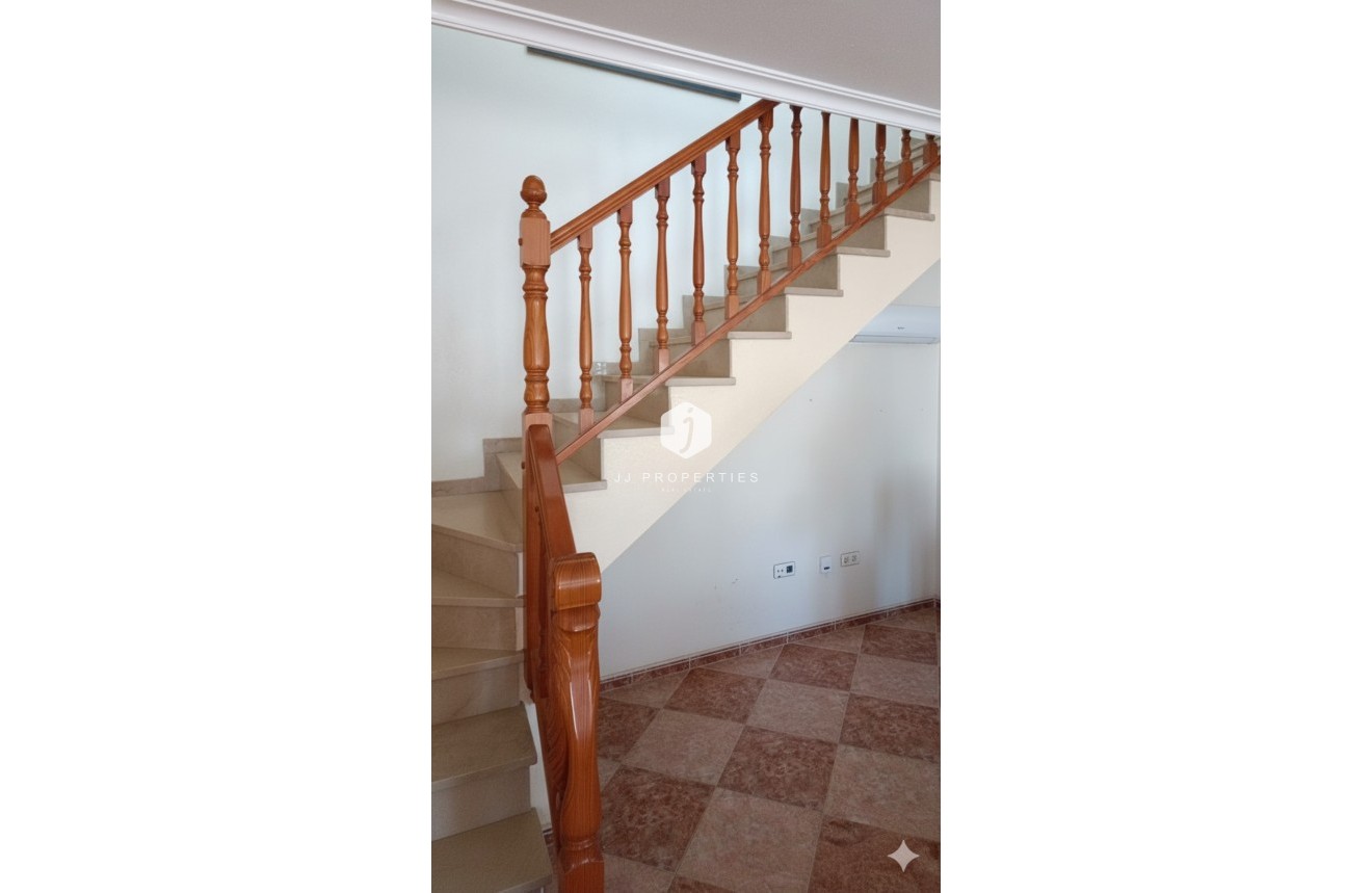 Tweedehands - Villa -
Los Altos - Costa Blanca