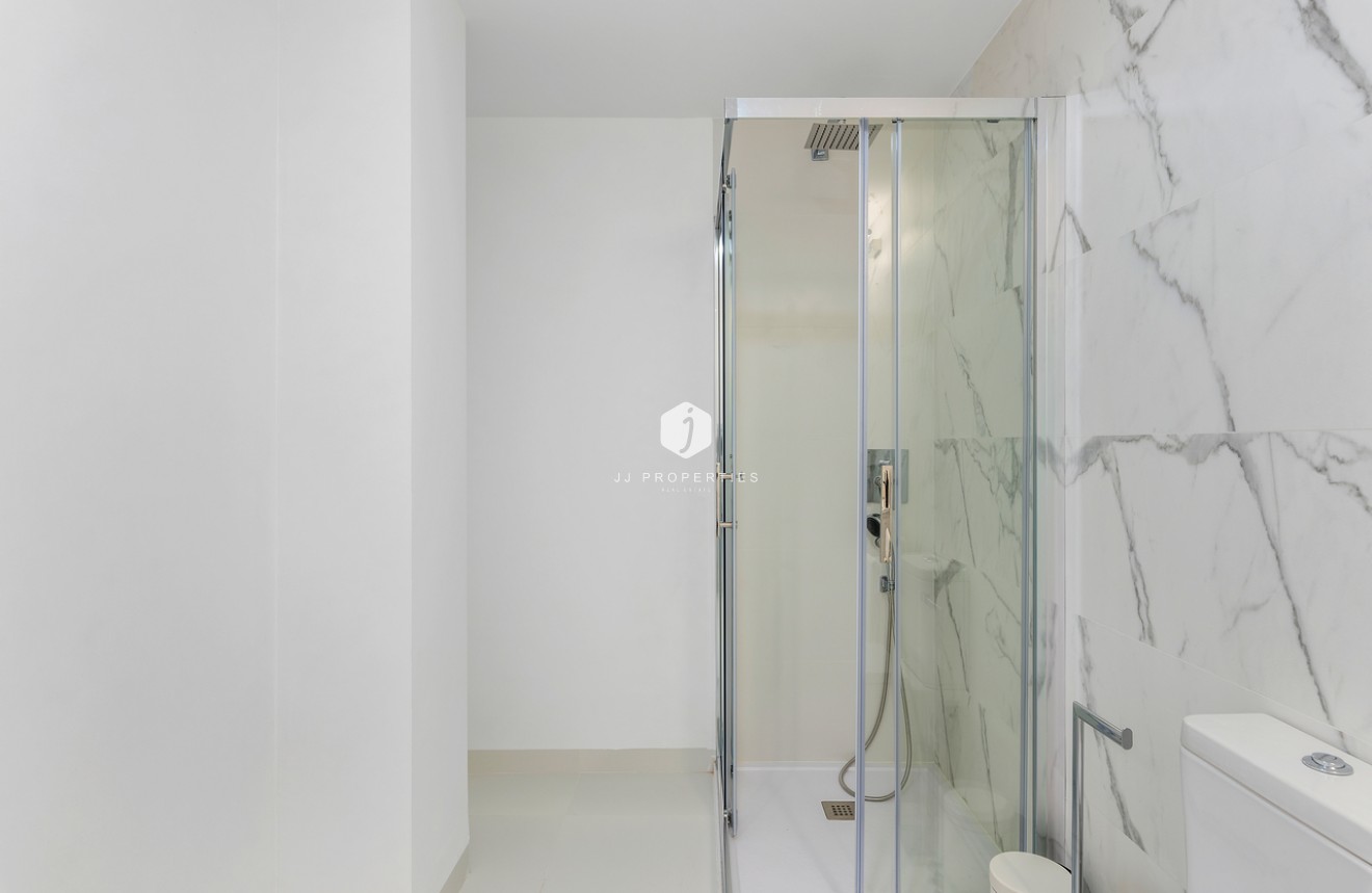 Tweedehands - Appartement / flat -
San Miguel de Salinas - Inland