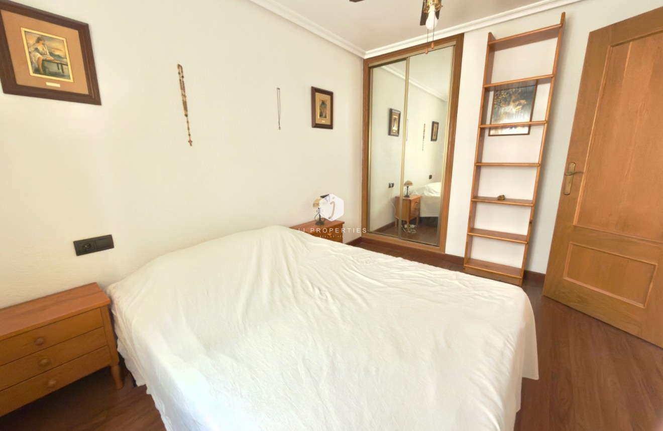 Tweedehands - Appartement / flat -
Torrevieja - Parque las naciones