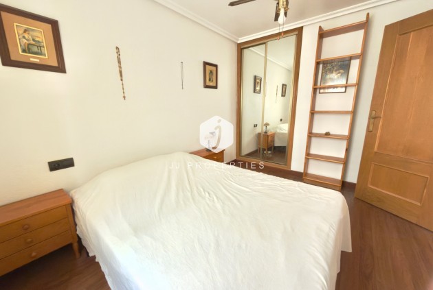 Tweedehands - Appartement / flat -
Torrevieja - Parque las naciones