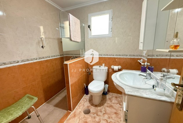 Tweedehands - Appartement / flat -
Torrevieja - Playa del Cura