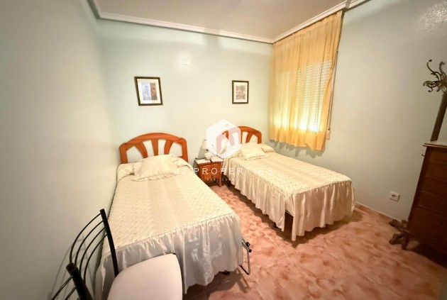 Tweedehands - Appartement / flat -
Torrevieja - Playa del Cura