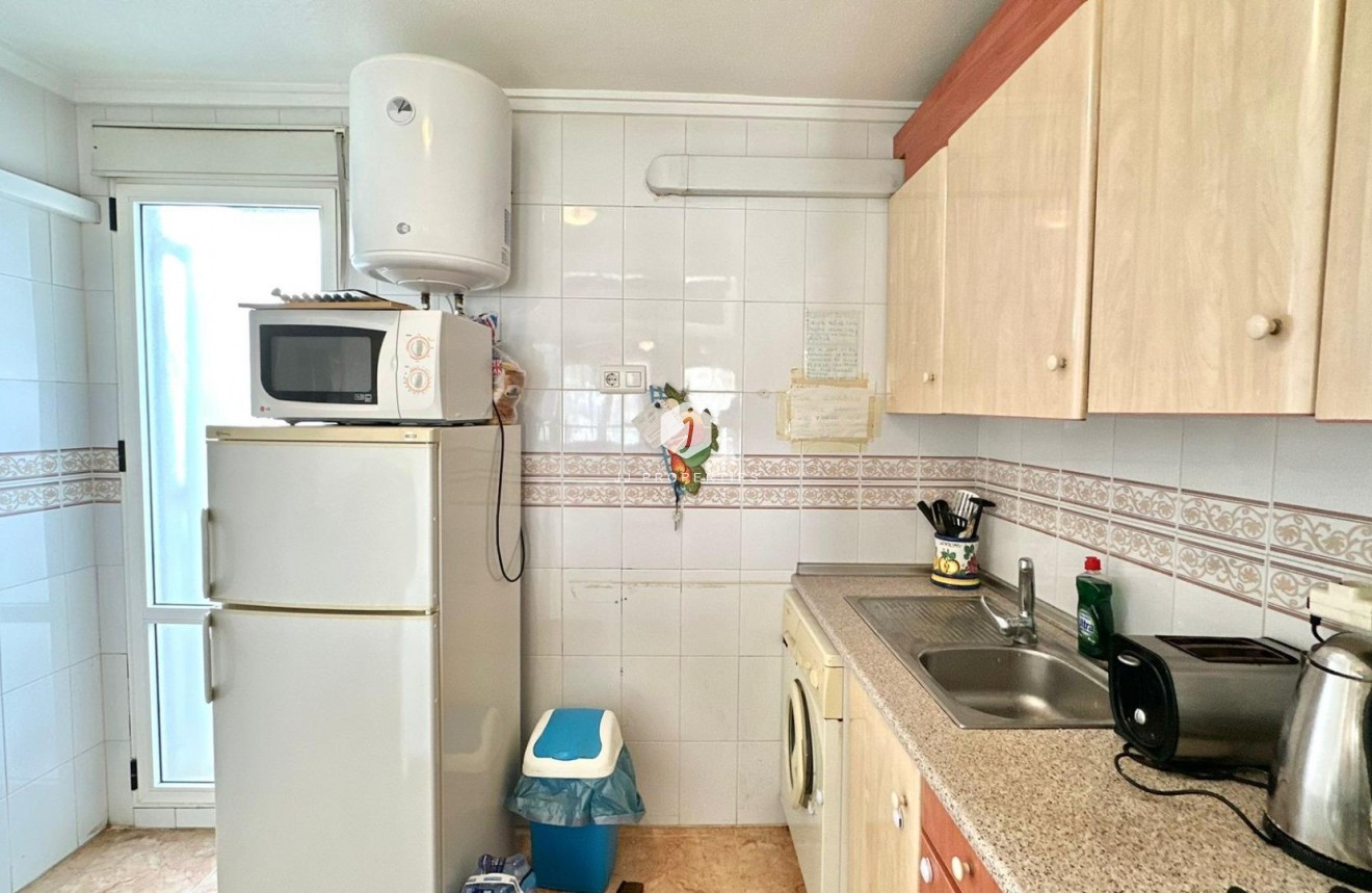 Segunda mano - Bungalow -
Torrevieja - El Limonar