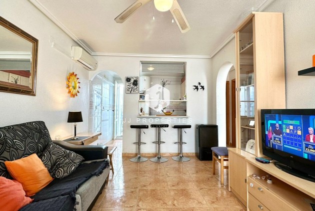 Segunda mano - Bungalow -
Torrevieja - El Limonar