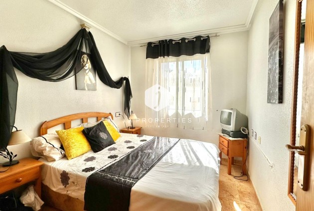 Segunda mano - Bungalow -
Torrevieja - El Limonar