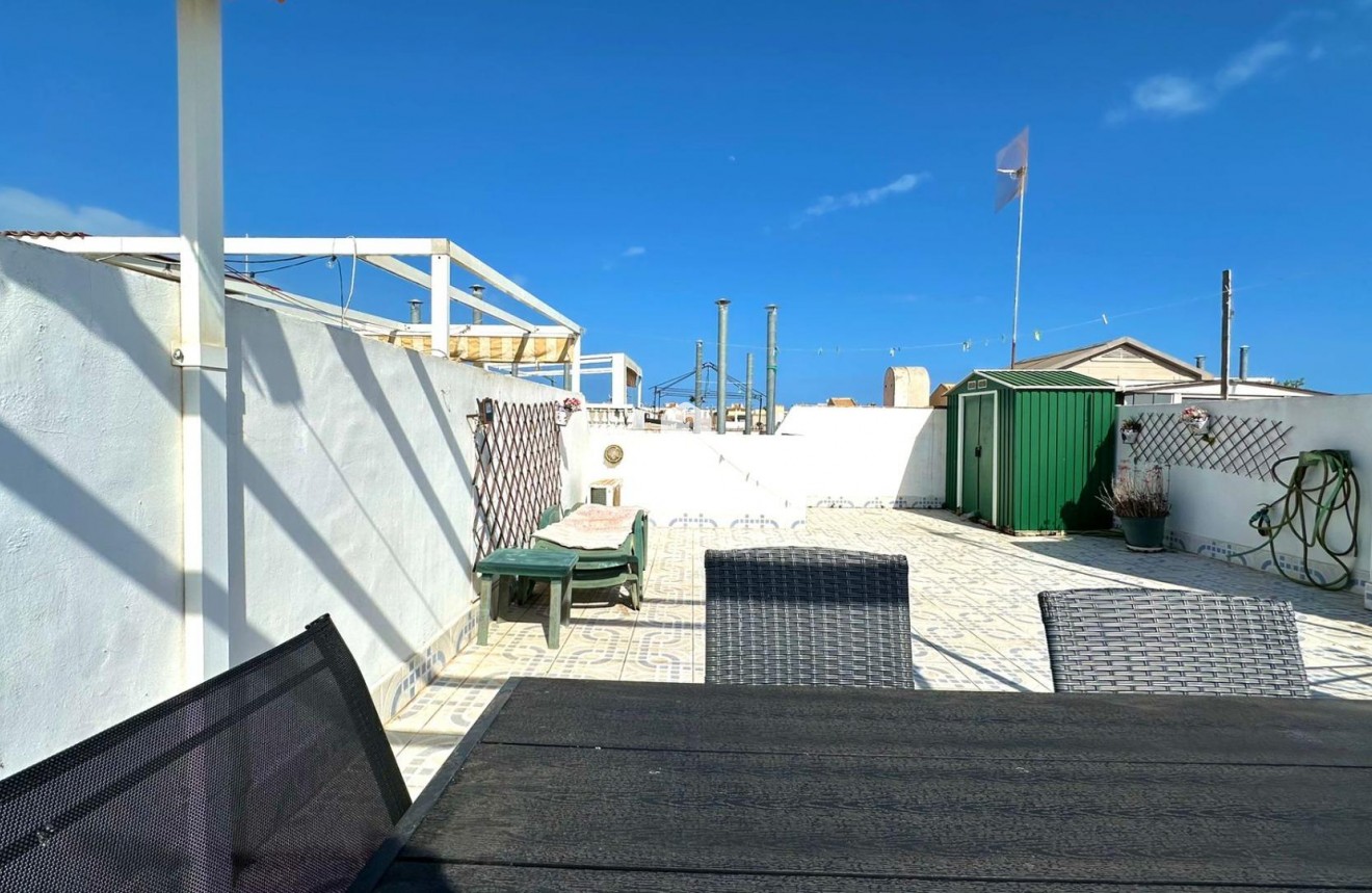 Segunda mano - Bungalow -
Torrevieja - El Limonar