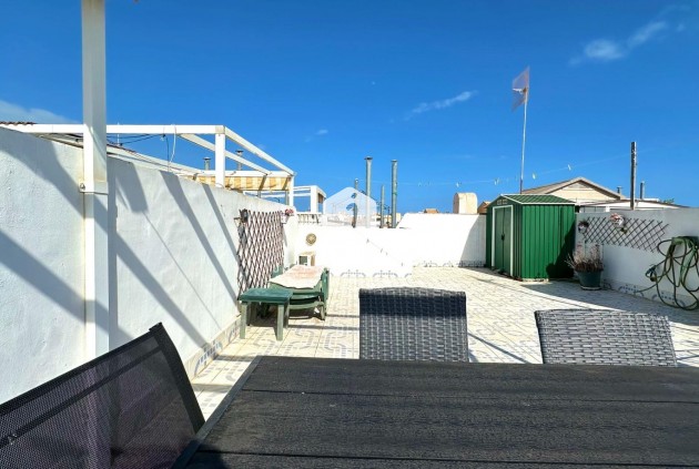 Segunda mano - Bungalow -
Torrevieja - El Limonar