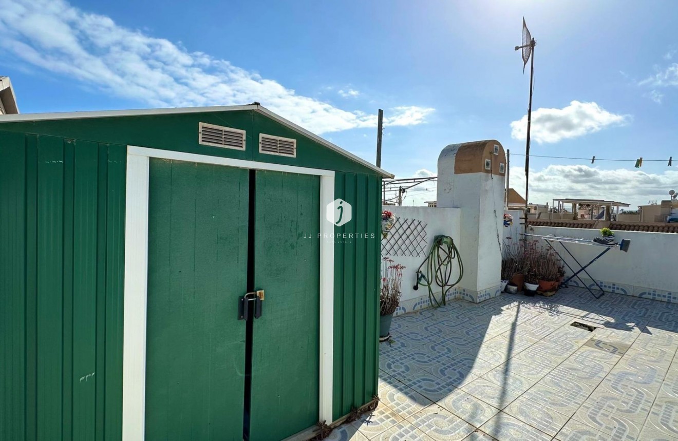 Segunda mano - Bungalow -
Torrevieja - El Limonar