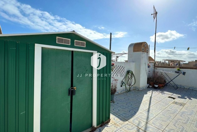 Segunda mano - Bungalow -
Torrevieja - El Limonar