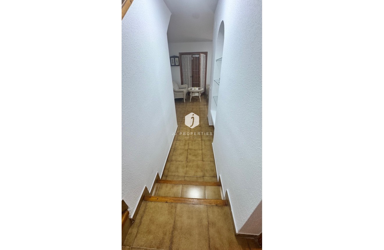 Tweedehands - Chalet -
Orihuela Costa - Costa Blanca