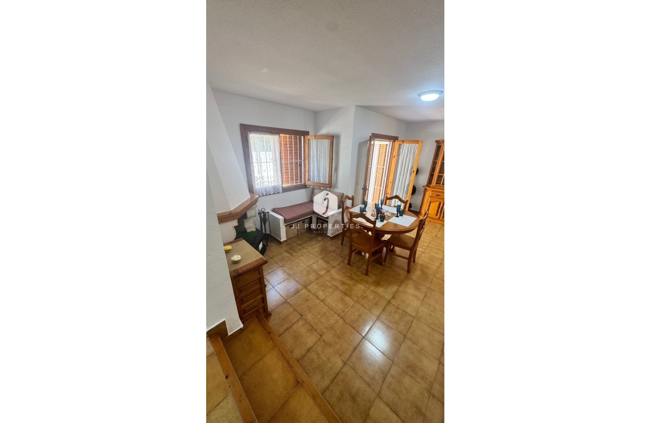 Tweedehands - Chalet -
Orihuela Costa - Costa Blanca