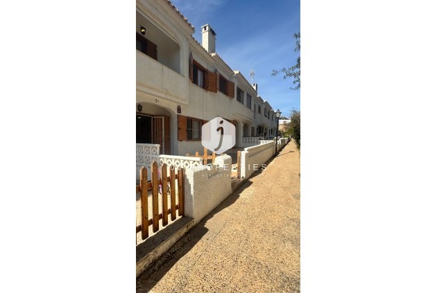 Tweedehands - Chalet -
Orihuela Costa - Costa Blanca